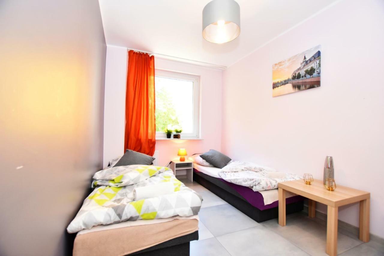 City Central Hostel Laciarska Wroclaw Bagian luar foto