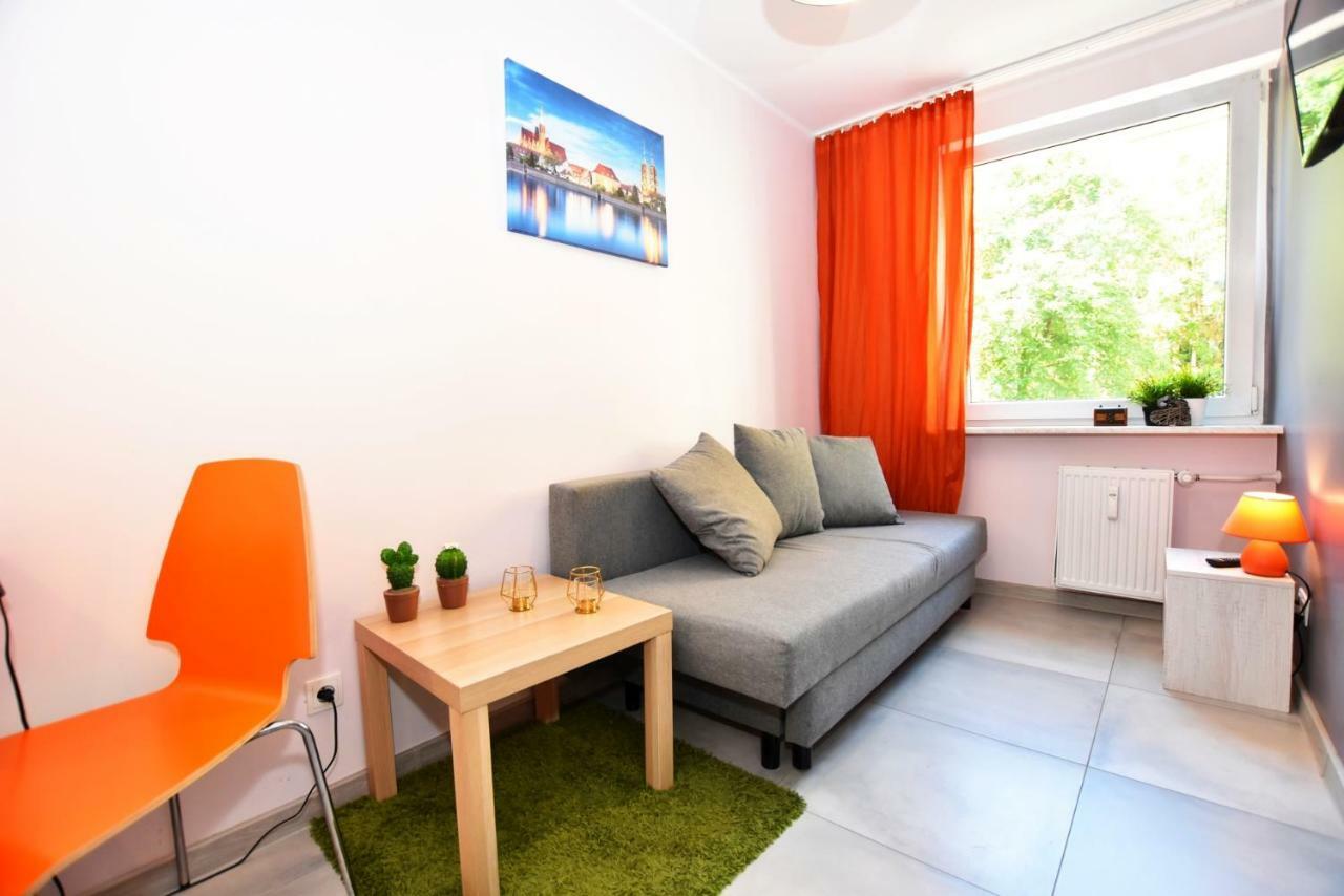 City Central Hostel Laciarska Wroclaw Bagian luar foto