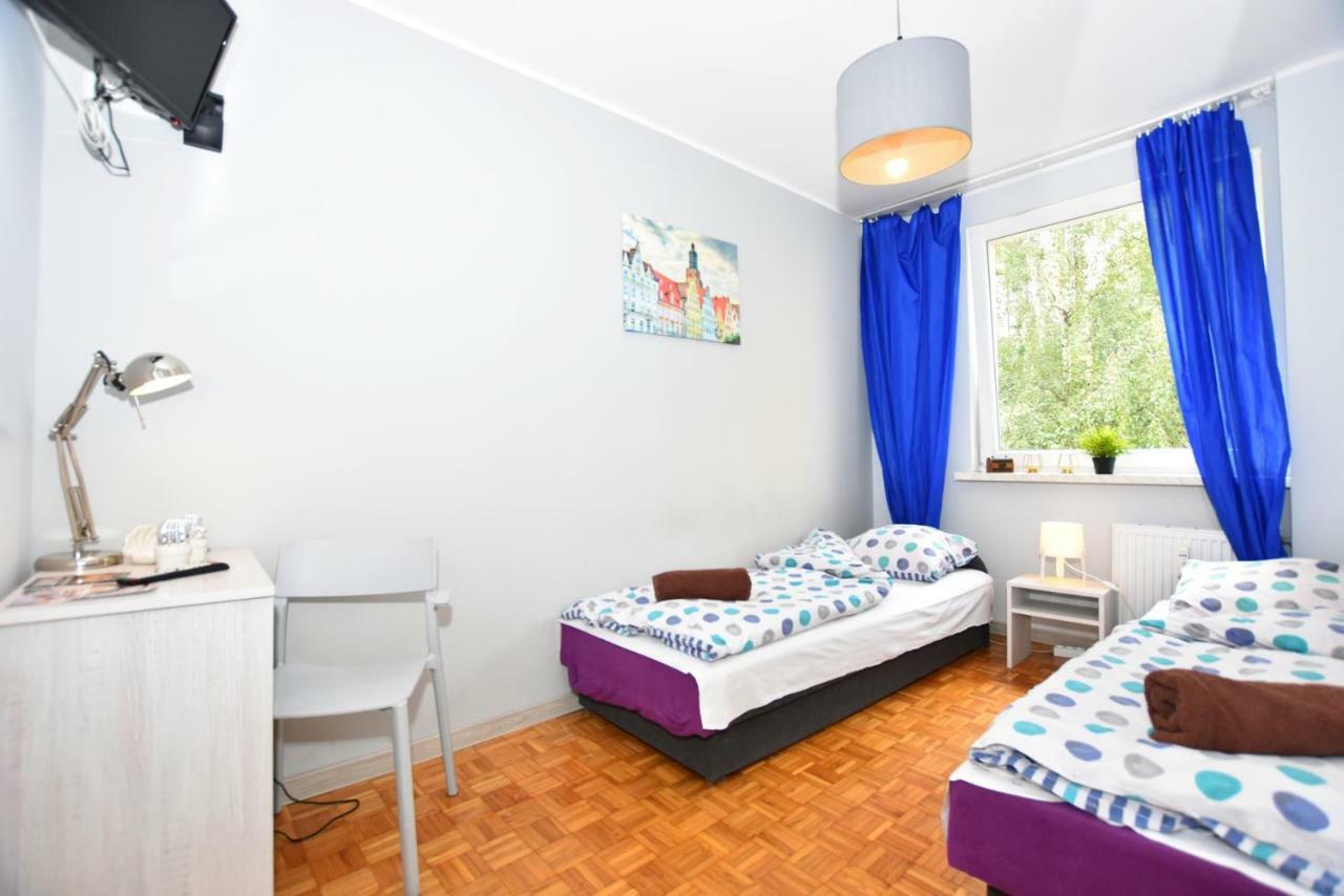 City Central Hostel Laciarska Wroclaw Bagian luar foto